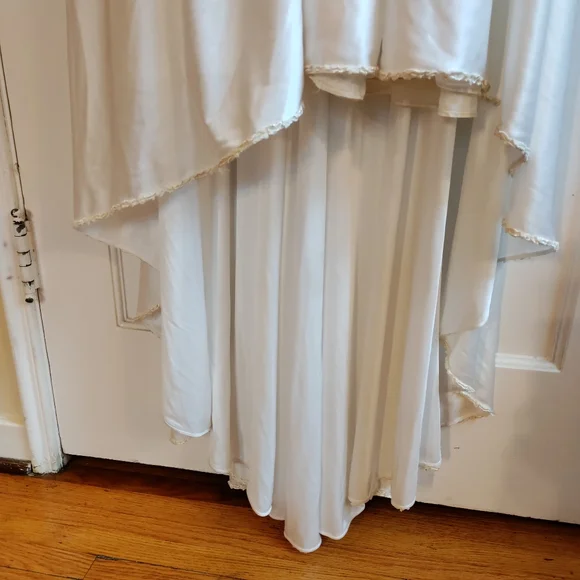 Vintage Wedding Dress - Picture 9 of 9